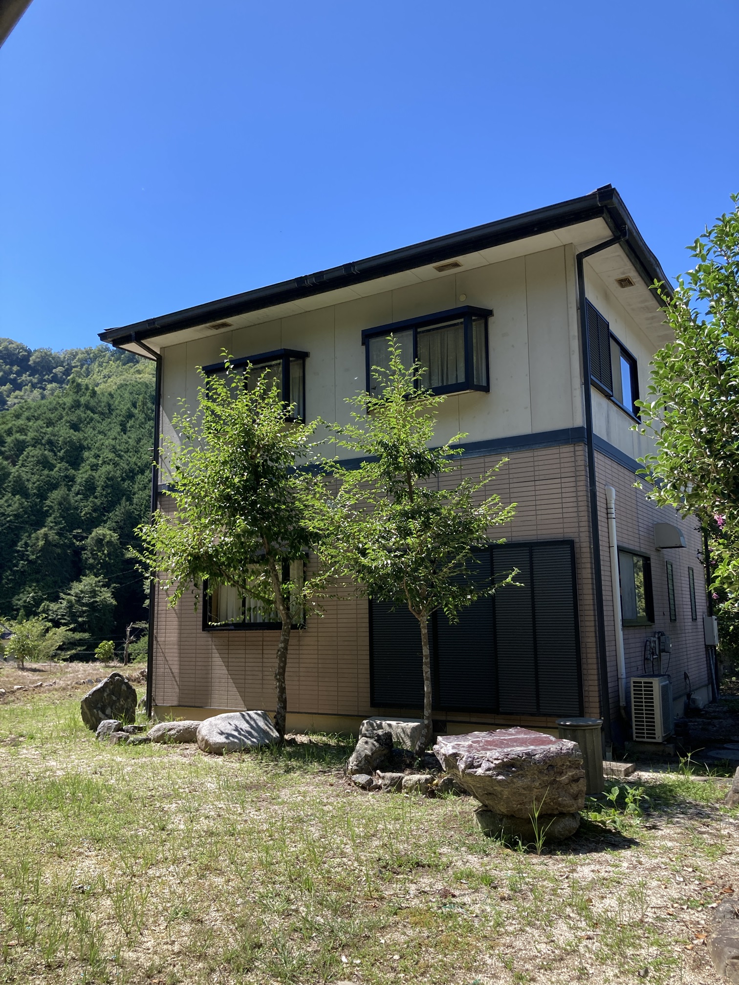 福見川中古建て：庭付き