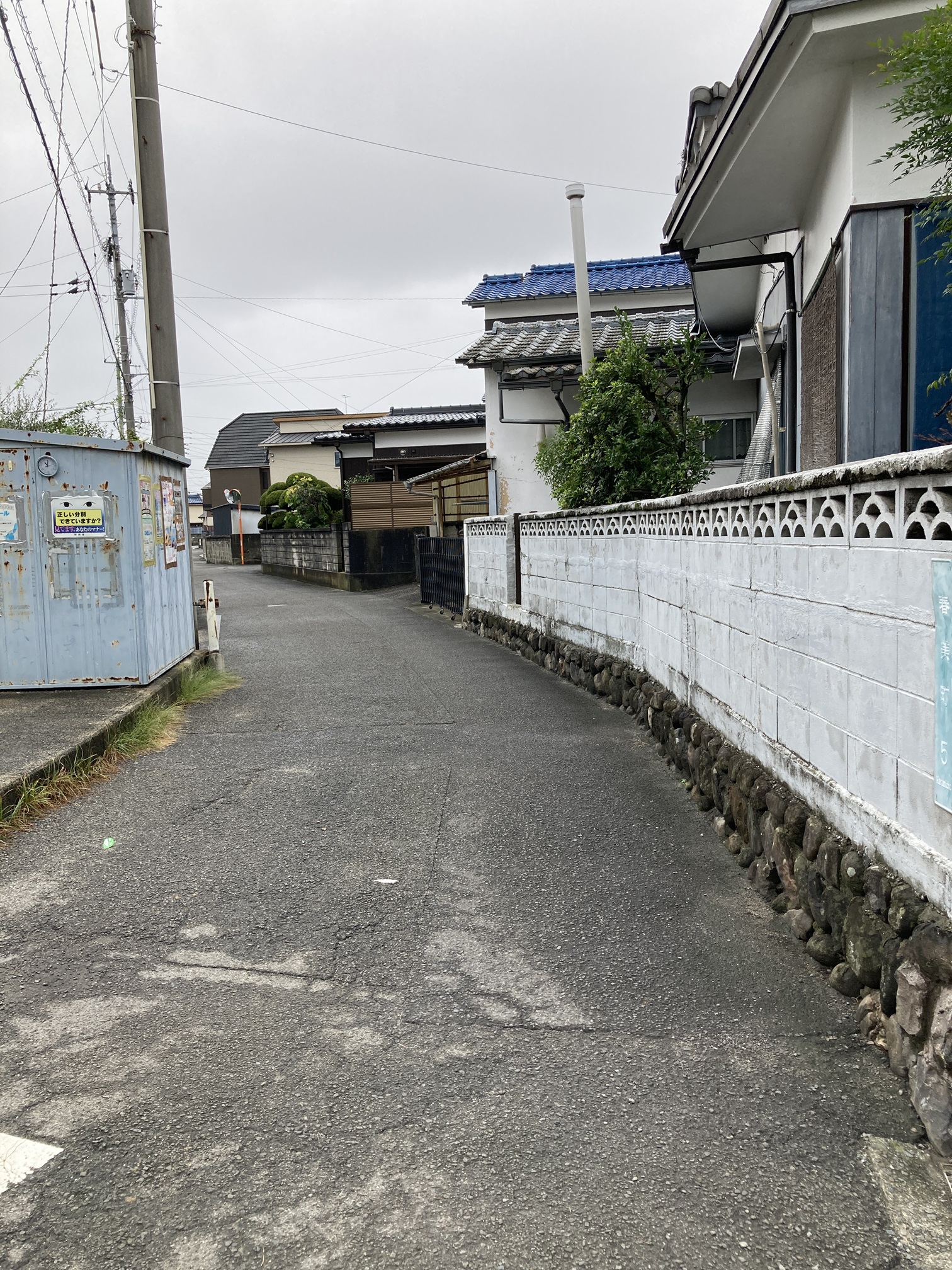 春美町/建築条件なし・更地渡し：ゆったり広々角地♪