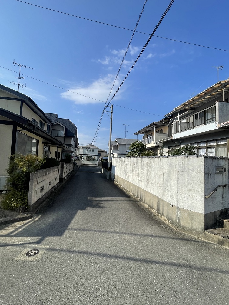 谷町　建築条件無売土地　東南角地